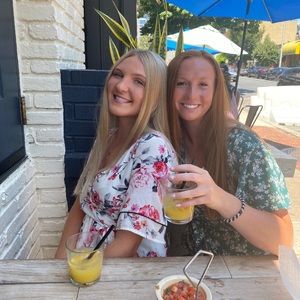 Meet your Posher, Ally